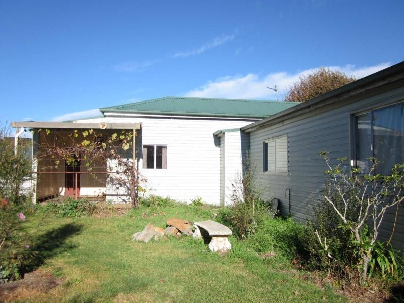 1 Mahogany Street, Dorrigo NSW 2453