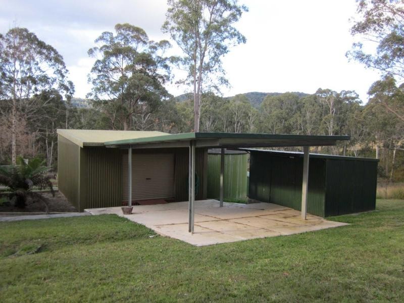 8269 Armidale Road, Tyringham NSW 2453