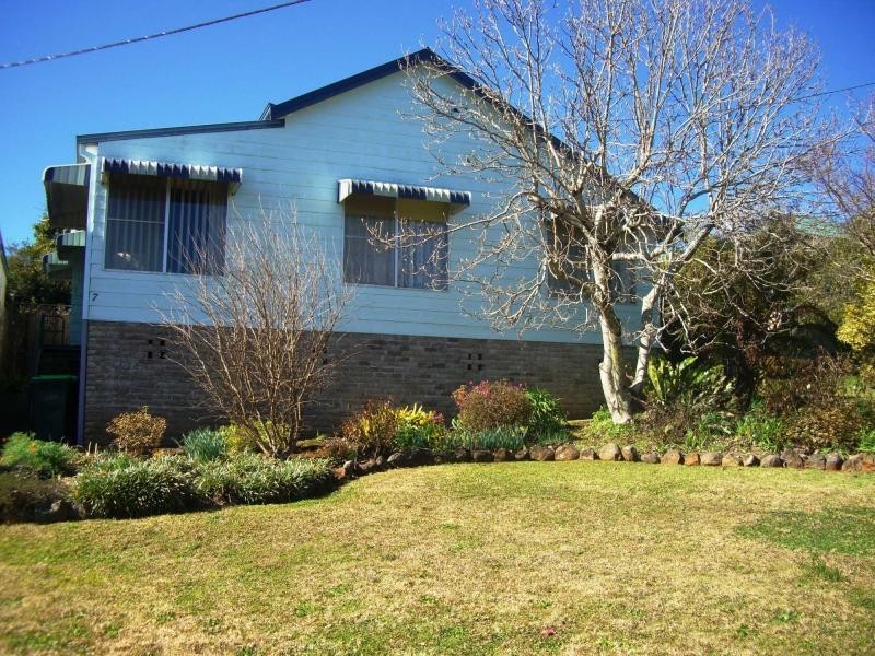 7 Beech Street, Dorrigo NSW 2453