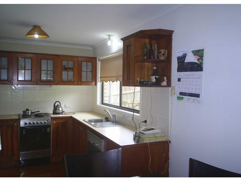 16 Parkes Street, Dorrigo NSW 2453