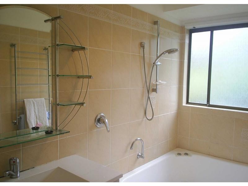 16 Parkes Street, Dorrigo NSW 2453