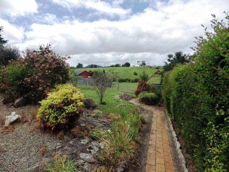 16 Kurrajong Street, Dorrigo NSW 2453