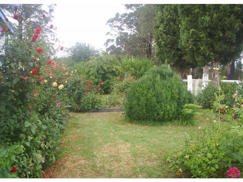 10223 Armidale Road, Hernani NSW 2453
