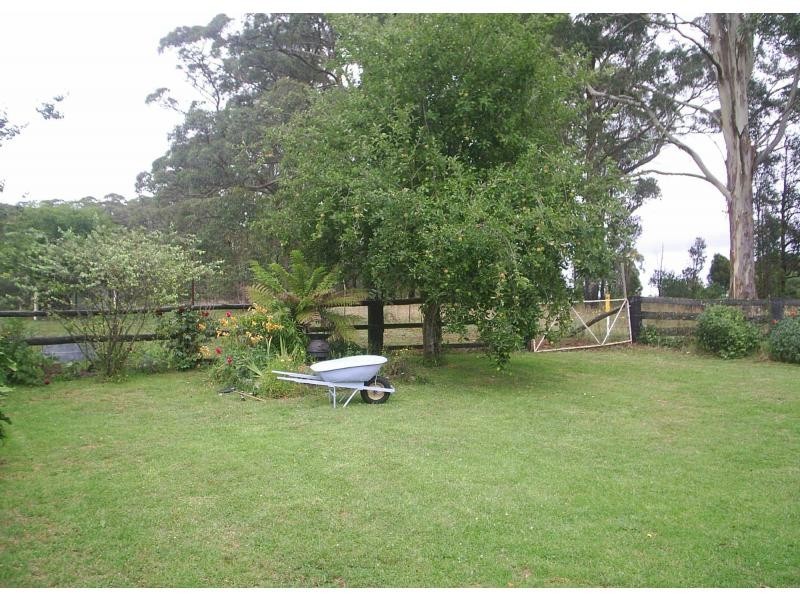 10223 Armidale Road, Hernani NSW 2453
