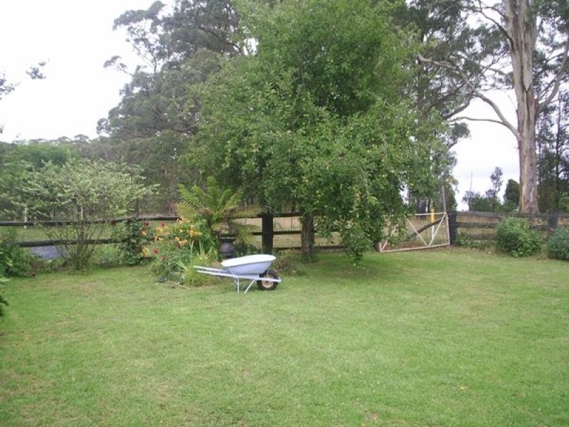 10223 Armidale Road, Hernani NSW 2453
