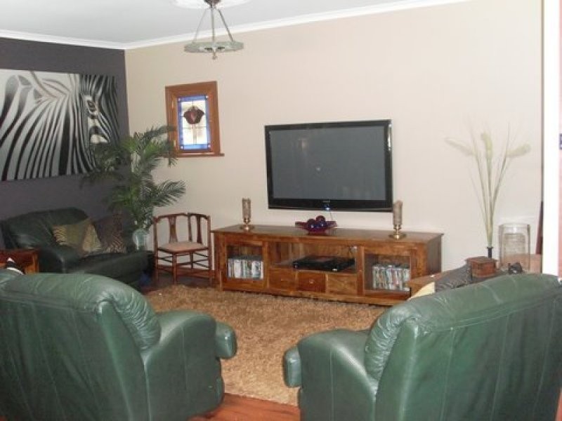 2 Inali Court, Hallett Cove SA 5158