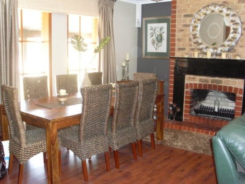 2 Inali Court, Hallett Cove SA 5158