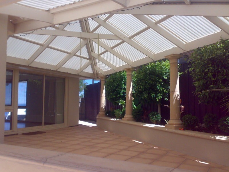 172 Perry Barr Road, Hallett Cove SA 5158