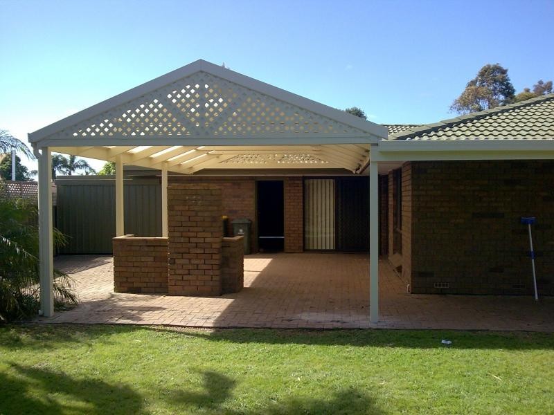 2 Lee Avenue, Happy Valley SA 5159