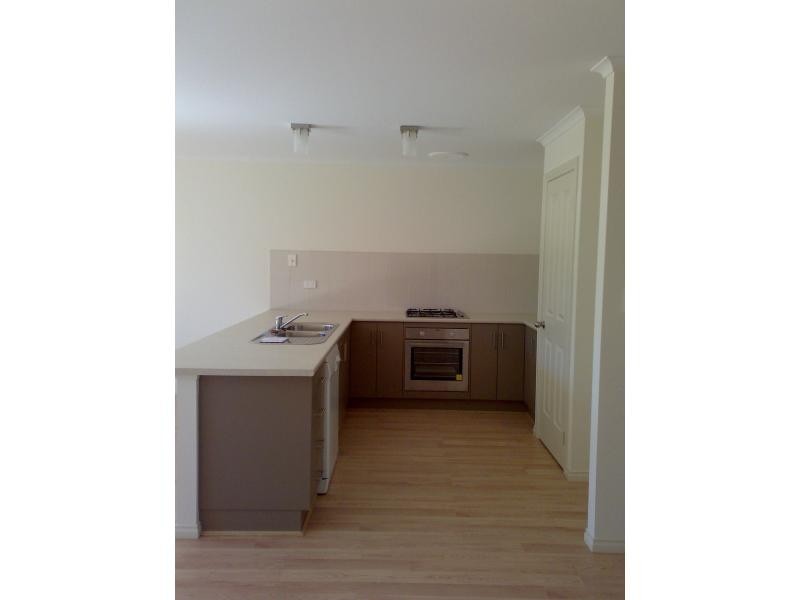 1/27 Tiller Drive, Seaford SA 5169