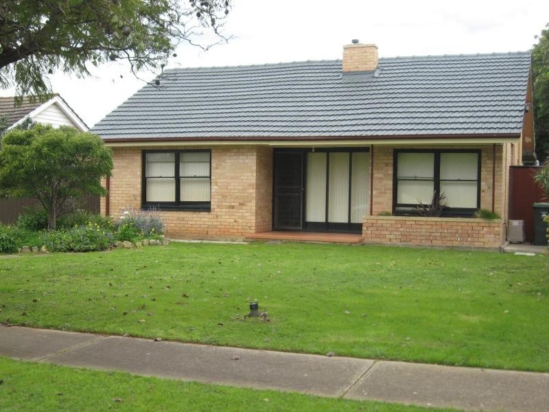 5 Jacaranda Grove, Oaklands Park SA 5046