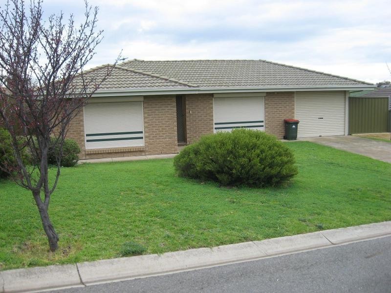 2 Robinia Court, Sheidow Park SA 5158