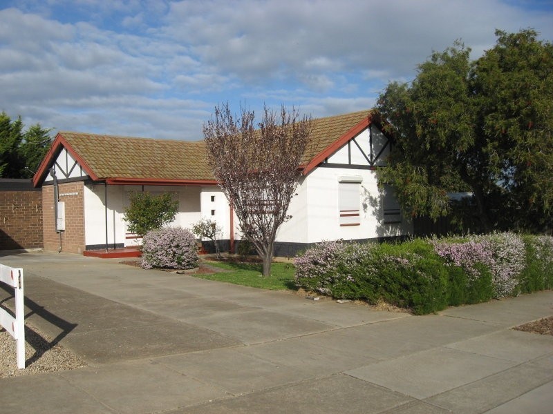 10 Vincent Street, Christies Beach SA 5165