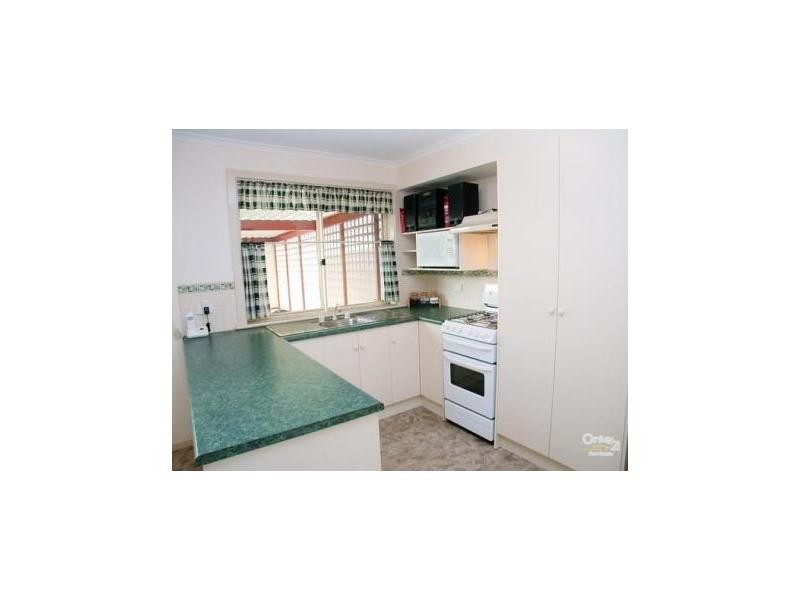 9 Hazeltine Drive, Seaford Rise SA 5169