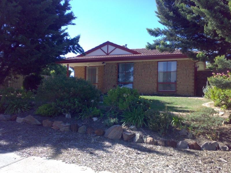 3 Manor Court, Woodcroft SA 5162