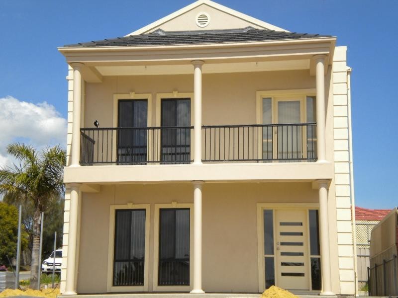 17 Paignton Close, Moana SA 5169