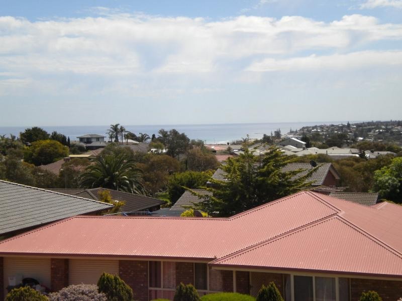 17 Paignton Close, Moana SA 5169