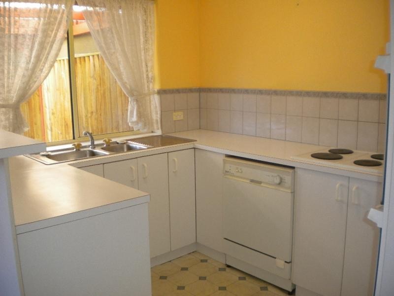 6/19 Pepper Tree Grove, Oaklands Park SA 5046