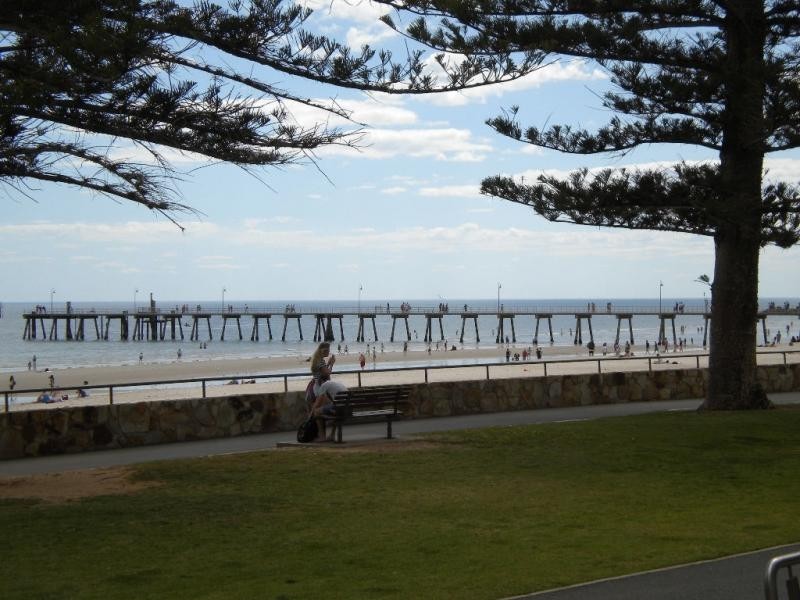 40 / 9-11 South Esplanade, Glenelg SA 5045