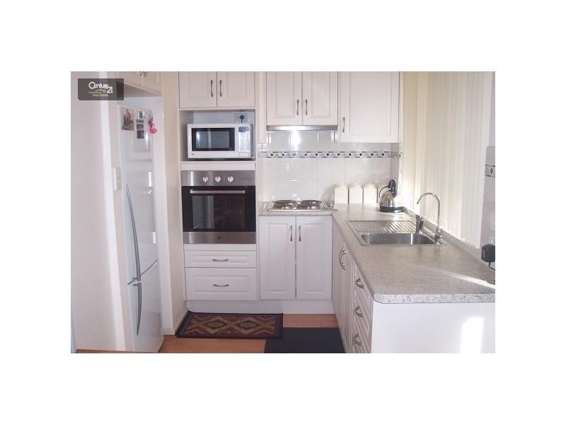 22 Shillabeer Crescent, Woodcroft SA 5162