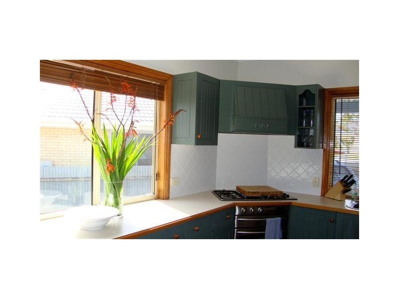 33 Trim Crescent, Old Noarlunga SA 5168