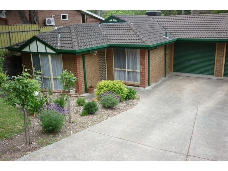 1/2 Manning Road, Aberfoyle Park SA 5159