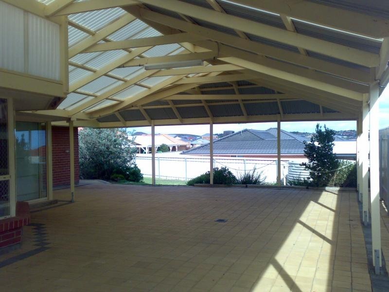 12 Kestrel Circuit, Seaford Rise SA 5169