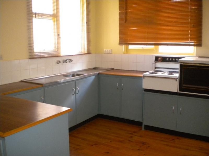 12 Ware Street, Vale Park SA 5081