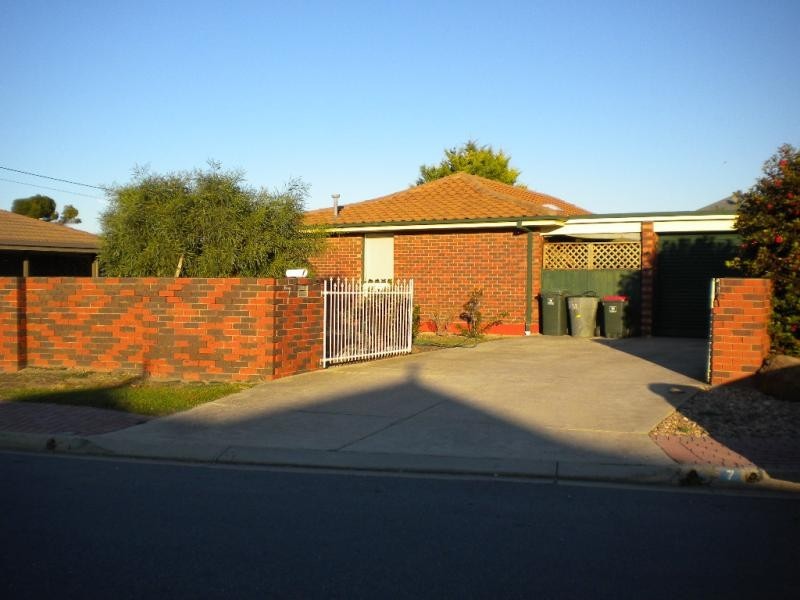 7 Bollard Street, Seaford SA 5169