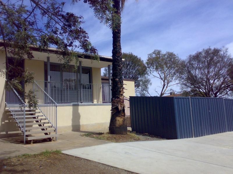5 Paul Court, Christie Downs SA 5164
