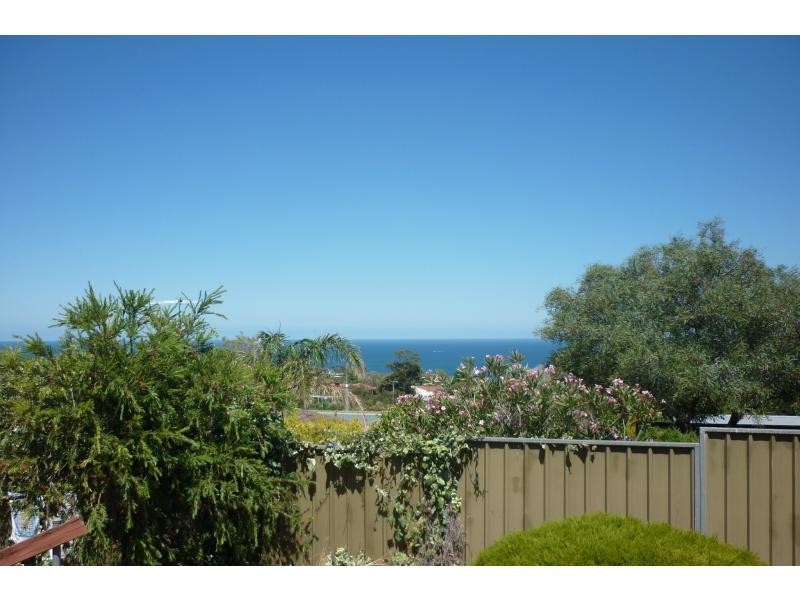 10 Barndoo Street, Hallett Cove SA 5158