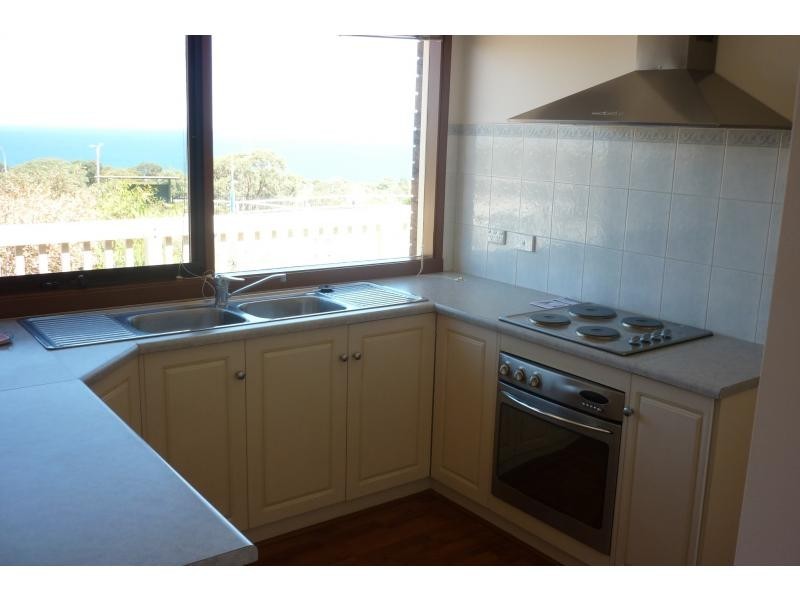 172 Perry Barr Road, Hallett Cove SA 5158