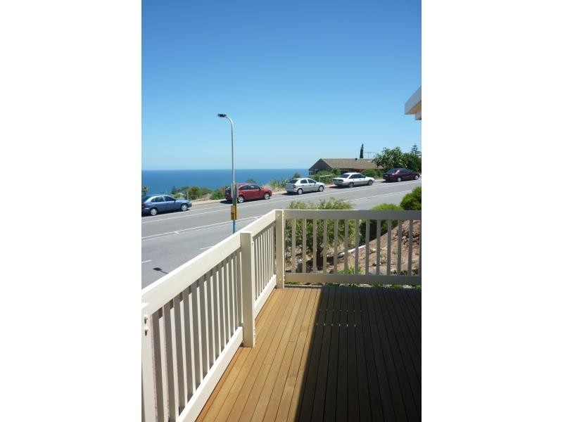 172 Perry Barr Road, Hallett Cove SA 5158