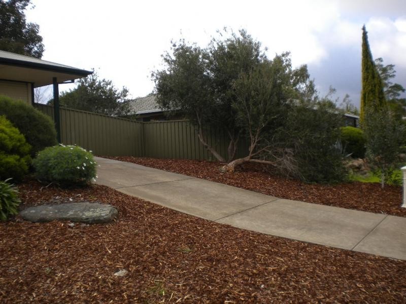 8 Harriet Street, Woodcroft SA 5162