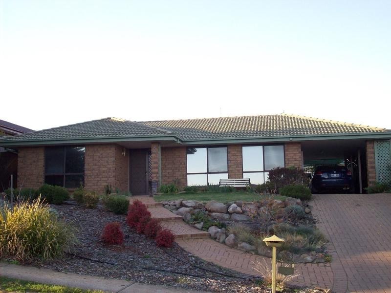 5 Fielders Way, Hallett Cove SA 5158