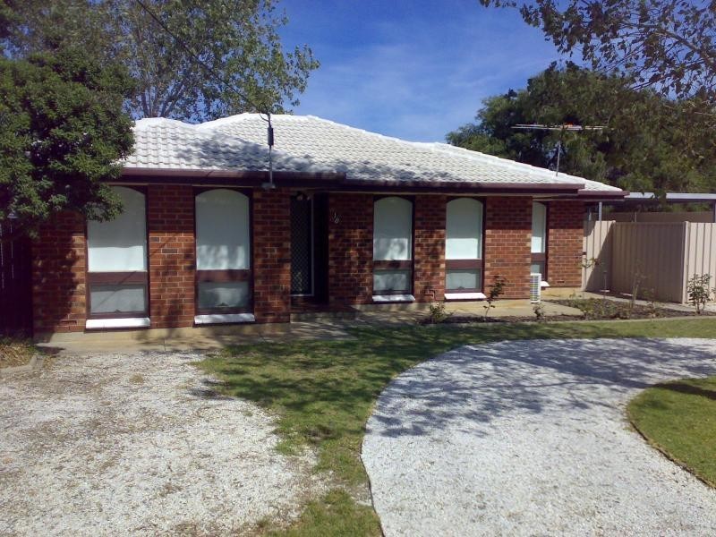 18 Hamilton Road, Aldinga Beach SA 5173