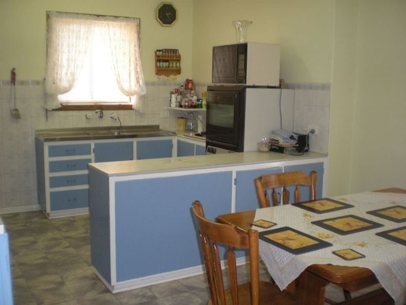 3 Moorong Road, O’sullivan Beach SA 5166