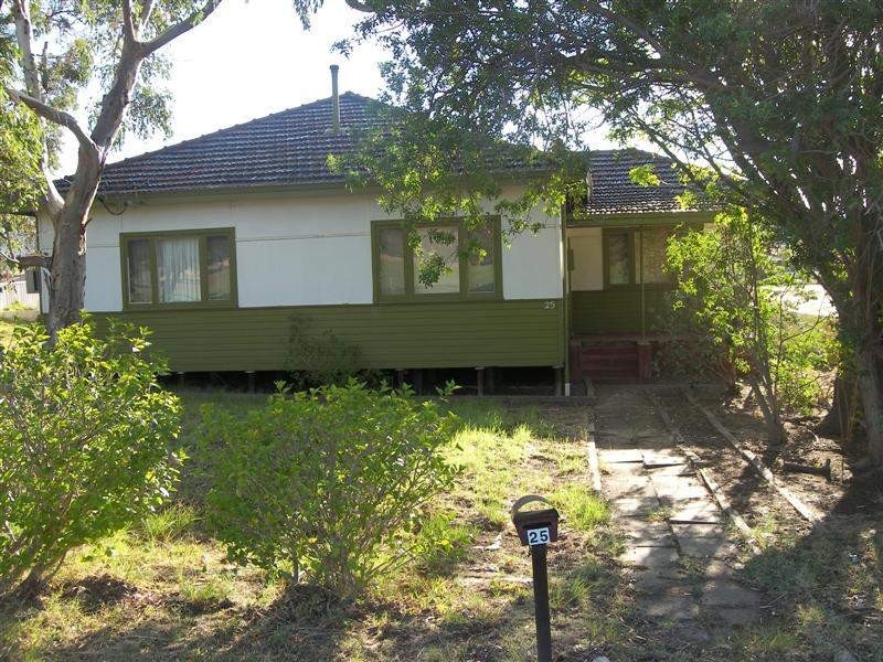 25 Amherst Road, Swan View WA 6056