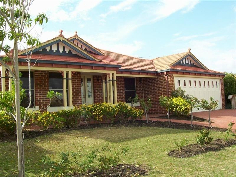 11 Boyd Close, South Guildford WA 6055