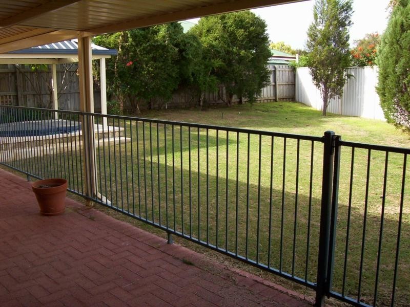 11 Boyd Close, South Guildford WA 6055