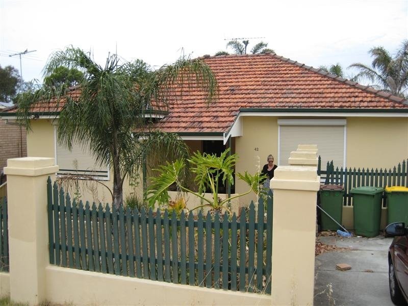 42 Drake Street, Bayswater WA 6053