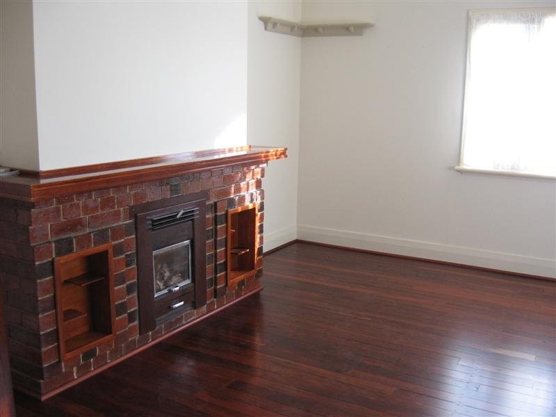 110 River View Avenue, South Guildford WA 6055