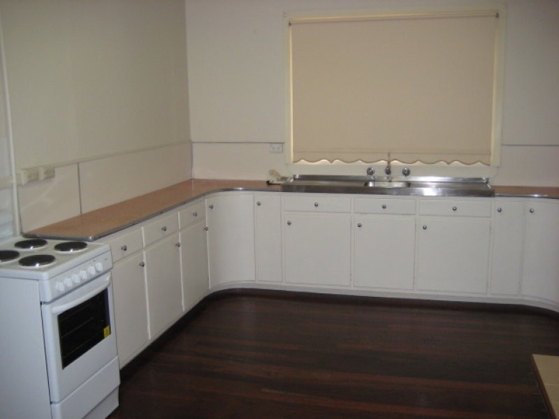 110 River View Avenue, South Guildford WA 6055