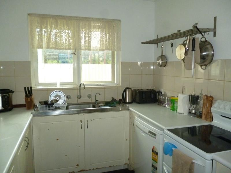 112 Queens Road, South Guildford WA 6055