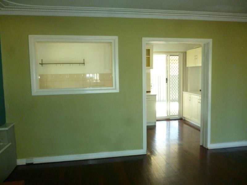 112 Queens Road, South Guildford WA 6055