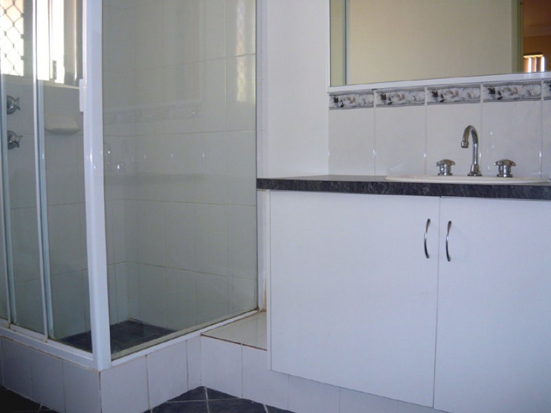 Unit 2/18-20 Ivanhoe Street, Bassendean WA 6054