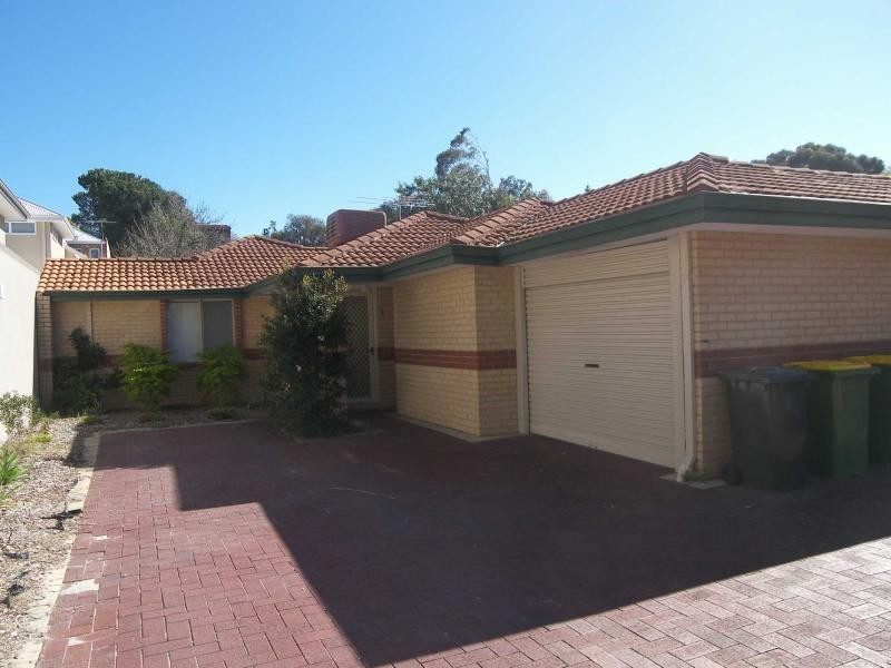 2/1 Harrow Street, Maylands WA 6051
