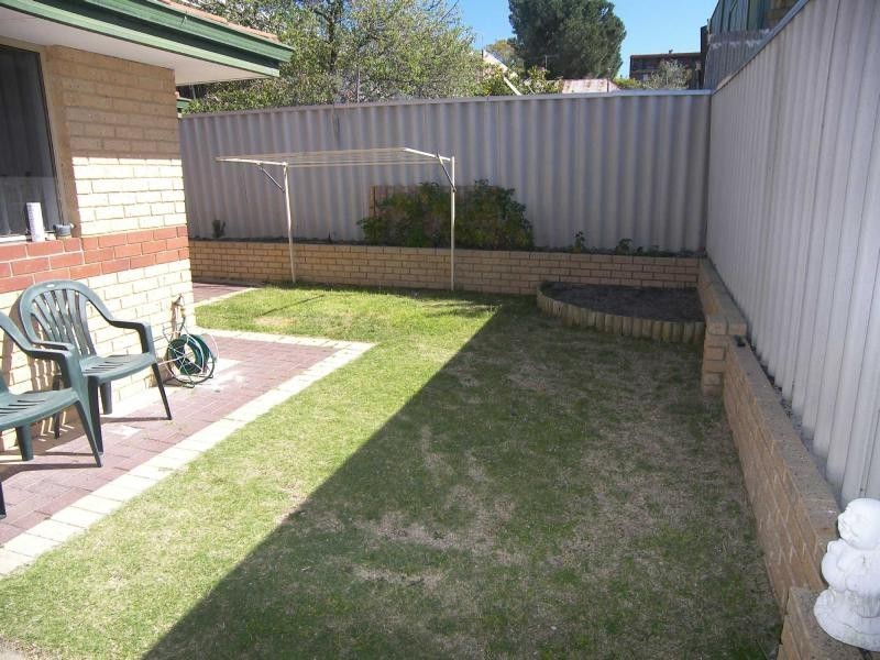2/1 Harrow Street, Maylands WA 6051