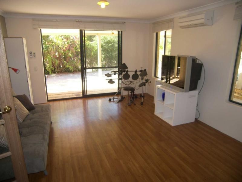 50 Erin Dale, Stoneville WA 6081