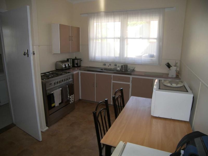 49 Jinda Road, Koongamia WA 6056